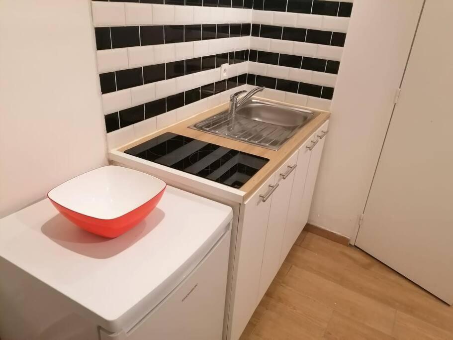 Superbe Logement Leilighet Drancy Eksteriør bilde